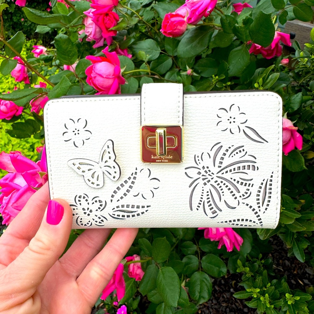 🦋 Brand New Kate Spade Phoebe Perforated Turnlock Medium Wallet 🦋